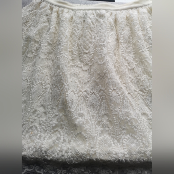 H&M Skirt. Size 12 - Picture 3 of 7